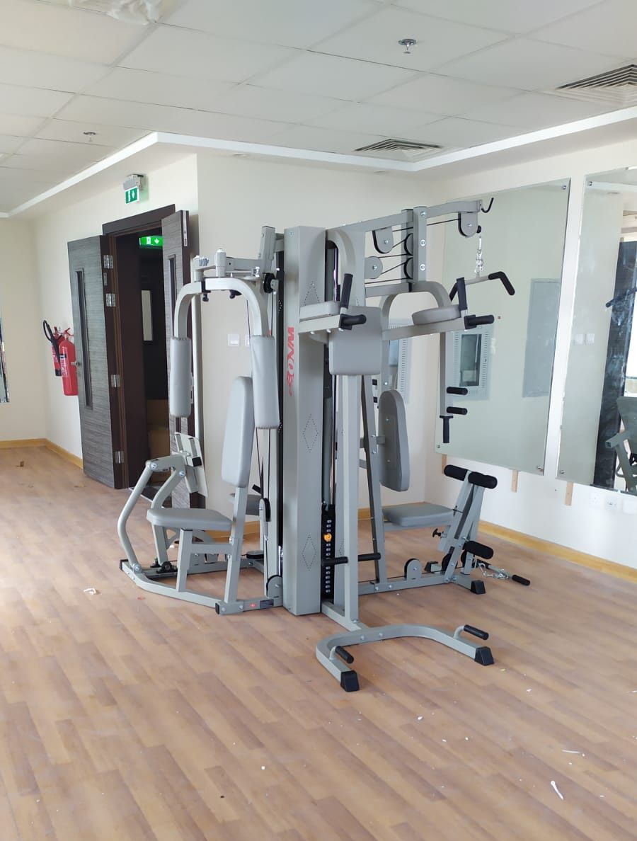 518BI Commercial Multi Gym, photograph 1 of 3